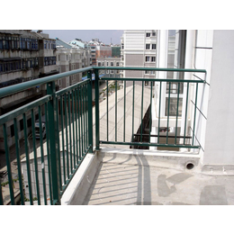 揭阳拼接式锌钢护栏 肇庆小区空调栏杆 阳台金属护栏定做