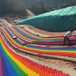 彩虹滑道使用时间 七彩滑道生产厂家 室外大型滑梯方法 