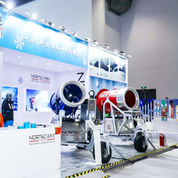 哈尔滨人工造雪机冰雕制作 滑雪场规划建设国产造雪机设备