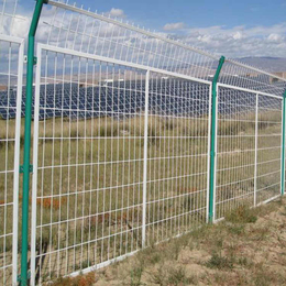 光伏场区防护网-太阳能发电场区围栏