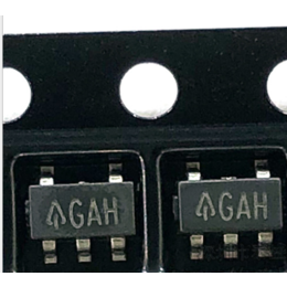 丝印GAH AP2204K/3.3TRG1低压差稳压器