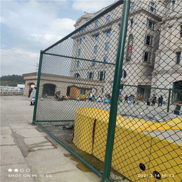 贵州球场护栏网篮球场护栏网厂家小区运动场护栏网安装缩略图