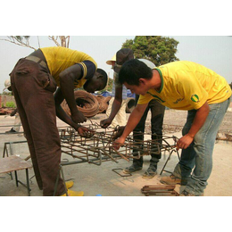 发达国家招建筑技工叉车司机厨师夫妻工包食宿