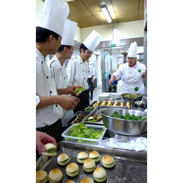 南宁出国劳务澳洲新西兰等农场工人蔬菜种植工包食宿