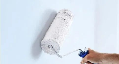 墙面刷新|墙面开裂先补还是先刷腻子粉？