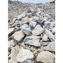 供应建筑石头与广西护坡石与填海块石的种类