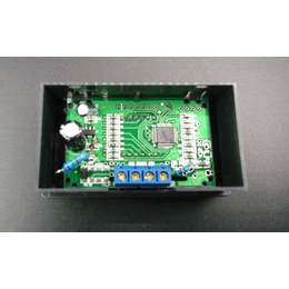 UP5135A-A单相交流AC伏特带盖表计