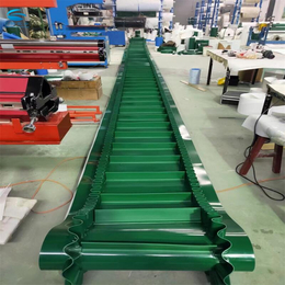 江苏PVC裙边挡板输送带厂家 流水线爬坡传送带价格