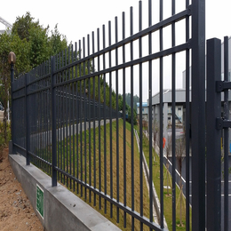 澄迈学校围墙护栏围墙栏杆 定做钢制围墙栅栏