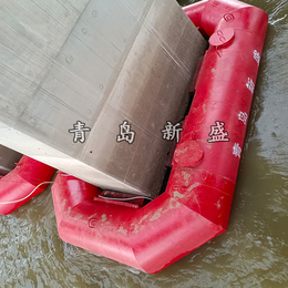自浮式钢覆复合材料桥墩保护防船撞设施