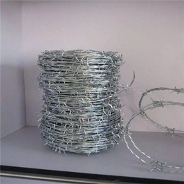 河北镀锌刺绳厂家供应商丘圈山铁丝网怀化涂塑带刺铁丝