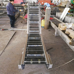 不锈钢链板式网带提升机爬坡提升输送机食品网带提升送料机