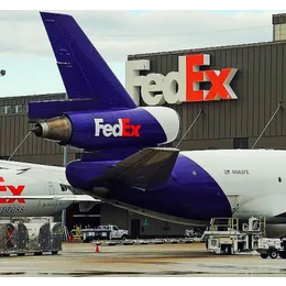全球货物转运回国 UPS FEDEX DHL进口快递空运服务缩略图