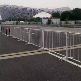 北京铁马护栏一米栏一米线隔离带警戒杆出租缩略图
