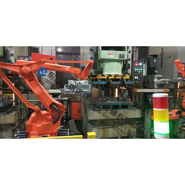 琪诺自动化冲压机械手-新疆冲压机器人生产线