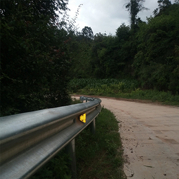 瑞丽道路隔离栏厂家-瑞丽道路隔离栏-武丰(查看)