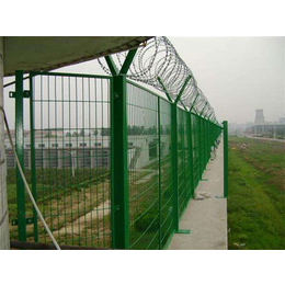 公路市政围栏网-亿华围栏网厂家-昆明市政围栏网