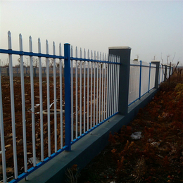 万宁小区围墙护栏款式 工地蓝白色烤漆栅栏 供应组装式隔离栏																				
