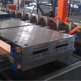 加工pvc密封条生产线-塑诺机械-黑龙江密封条生产线