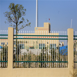 肇庆做服务区金属围墙的厂家 隔离铁艺栅栏包安装