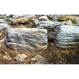 大小型千层石厂家-湘西大小型千层石-永诚园林石材类型丰富