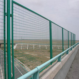 肇庆公路双圈护栏网 桥梁护栏生产厂家 白色双圈护栏网