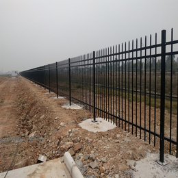 梅州生产工地护栏 围墙栅栏 铁艺栏杆 电站围栏