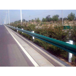 大庆公路波形护栏-冠县通程护栏板-公路三波形梁钢护栏厚度