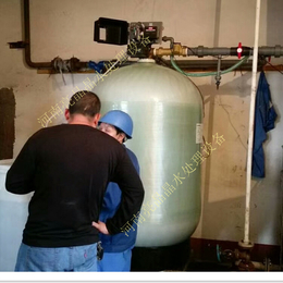 新乐软化水处理设备5吨全自动软水器软化水玻璃钢罐锅炉水处理缩略图
