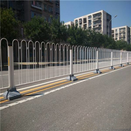 广州公路中间隔离栏杆 市政道路护栏 人行道生产厂家