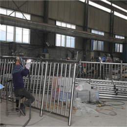 郑州不锈钢栏杆-润达护栏厂