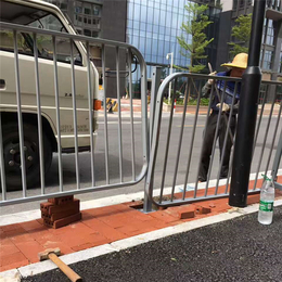 深圳公路锌钢护栏定做厂家 港式围栏 路中间分隔栏