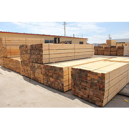 工地辐射松建筑木方-辐射松建筑木方-名和沪中木业
