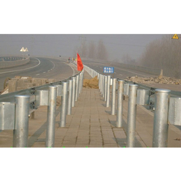 普洱高速公路波形护栏-君安护栏板安装
